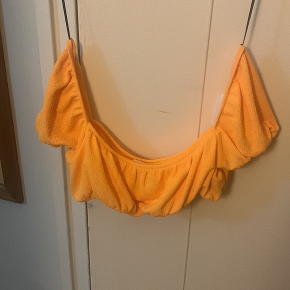 Orange crop top. Size medium - Picture 2 of 3